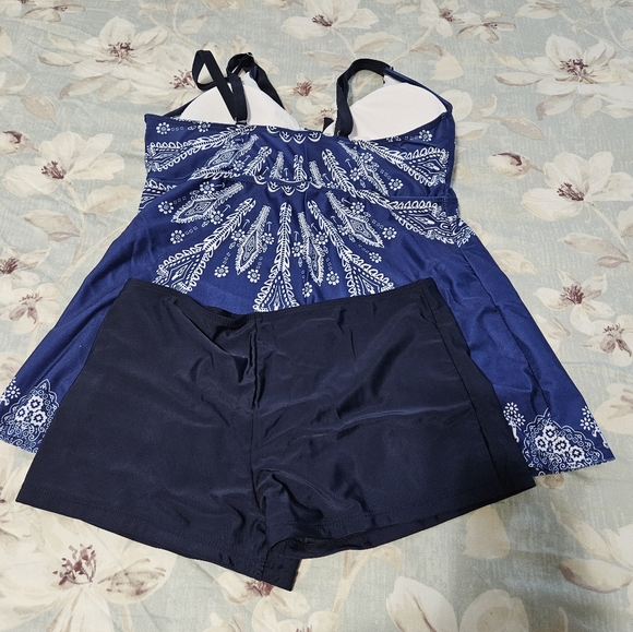 Bathing suit New - Picture 5 of 6